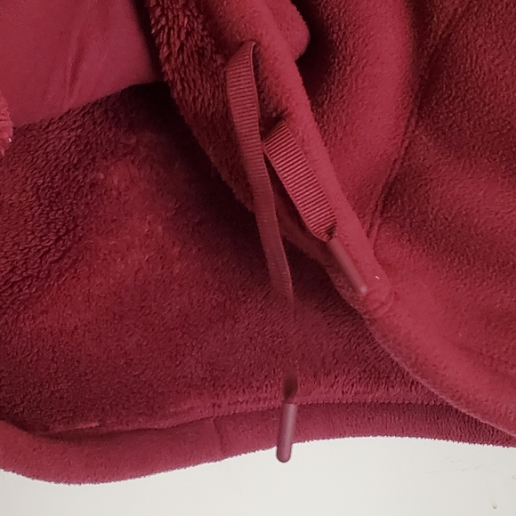 In Motion Women's Crop Fleece Sweatshirt Maroon Medium - Picture 4 of 5